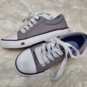 Tommy Hilfiger Sneakers Child Size 11